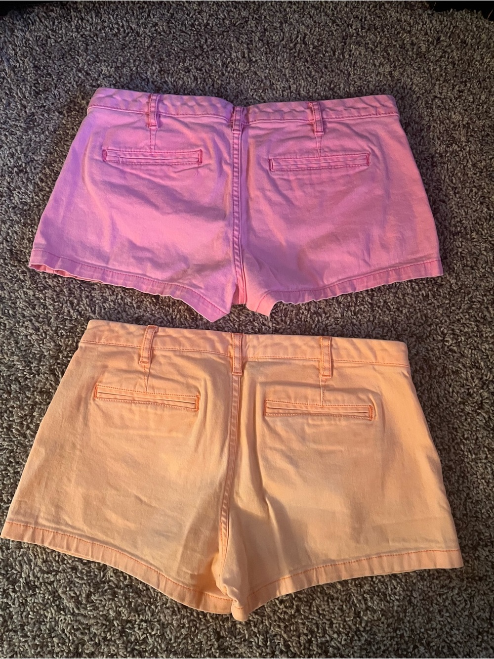 Express Shorts - Picture 2 of 4